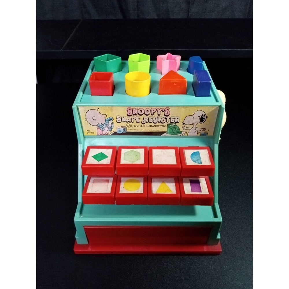 Vintage 1950 Peanuts Snoopy’s Shape Register Plastic Child Guidance Toy COMPLETE